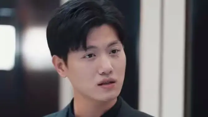 《新狂飙之逆战狂龙》：老牌IP再燃热血，警匪对决升级，是情怀收割还是诚意之作？